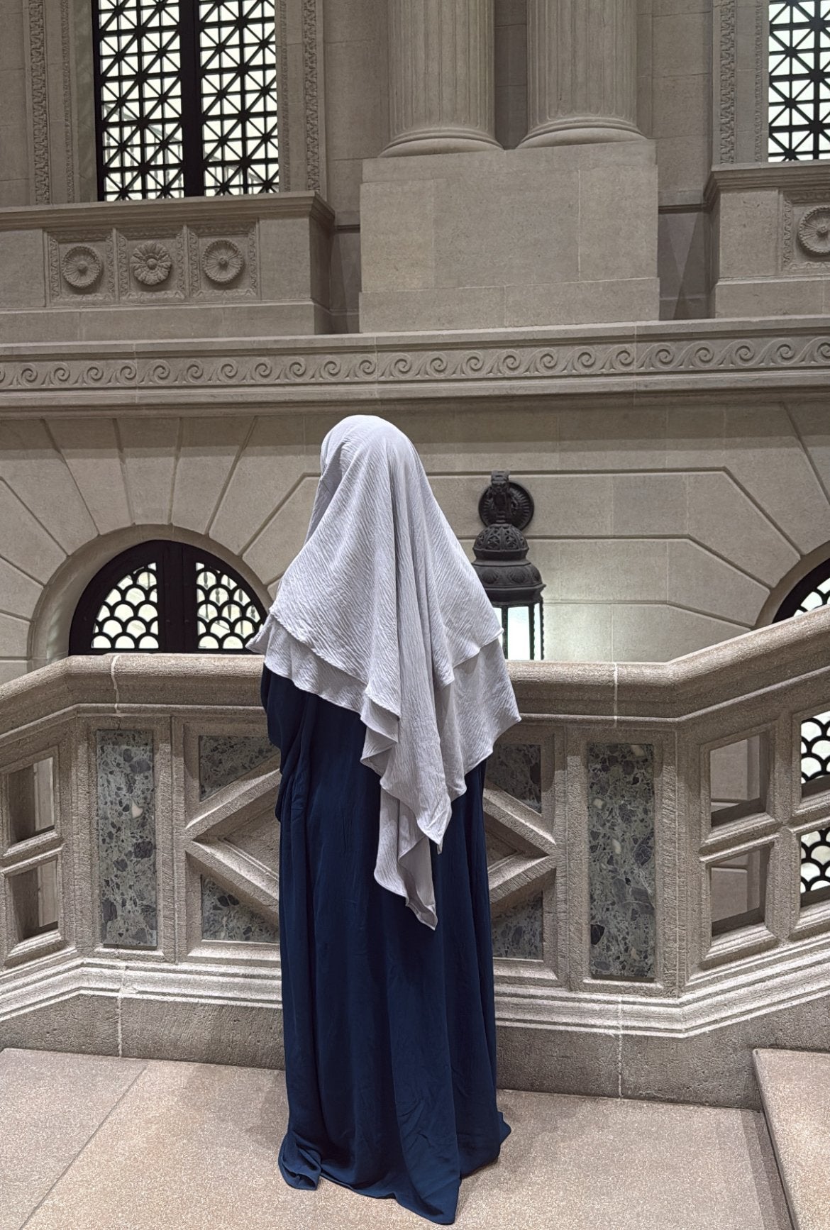 Classic Jazz Khimar – Grau